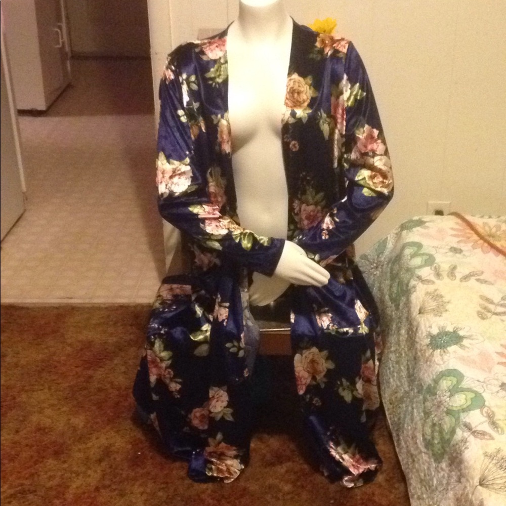 Lularoe kimono